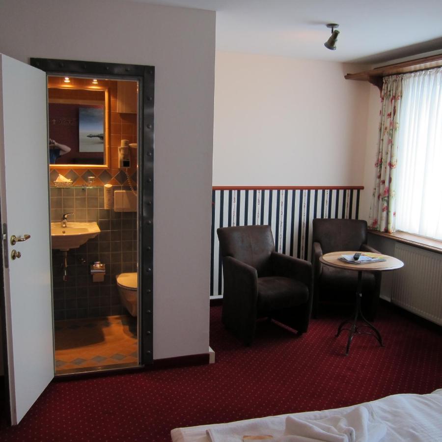 Hotel Nautilus Putbus Exterior photo