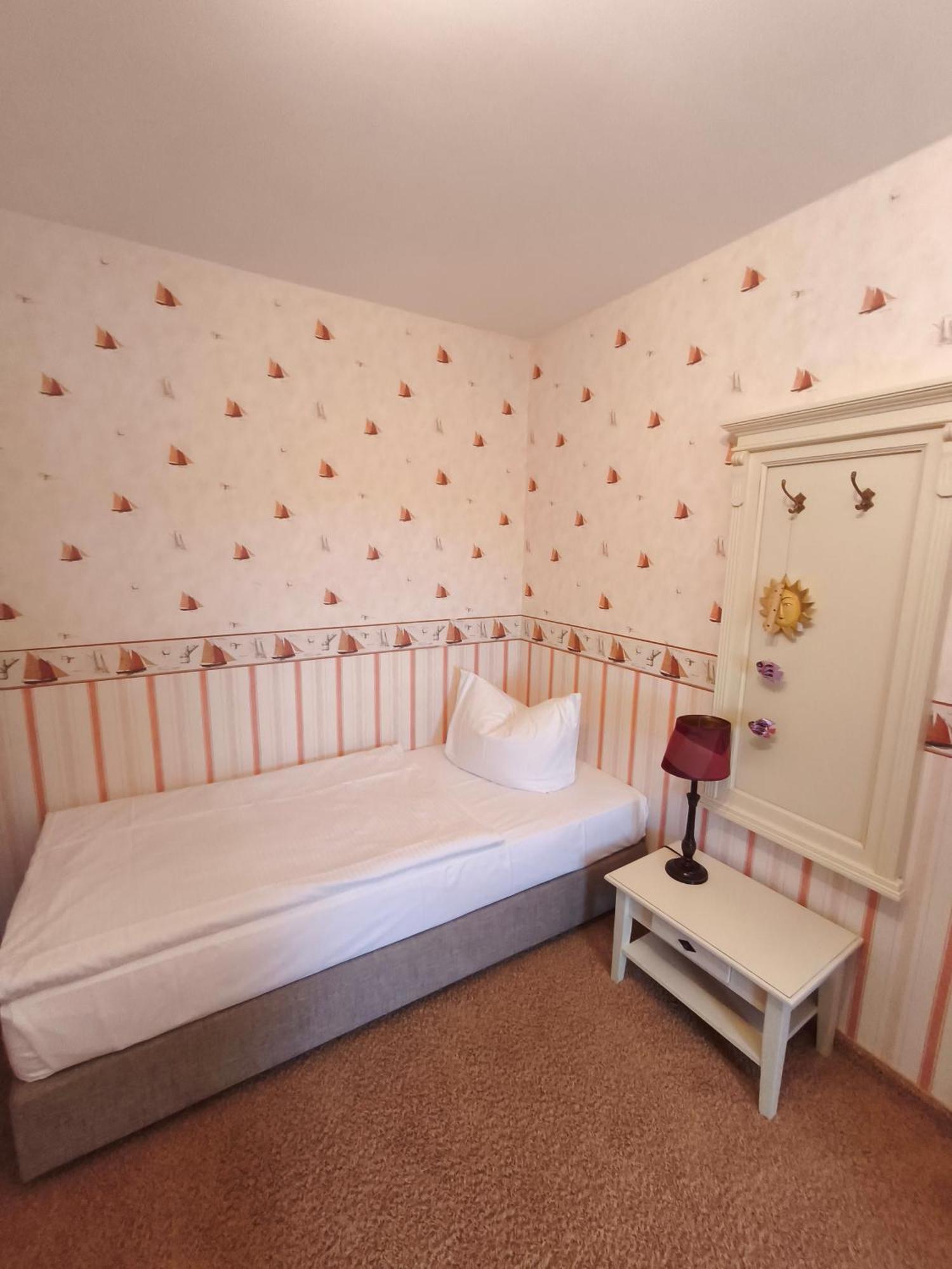 Hotel Nautilus Putbus Exterior photo
